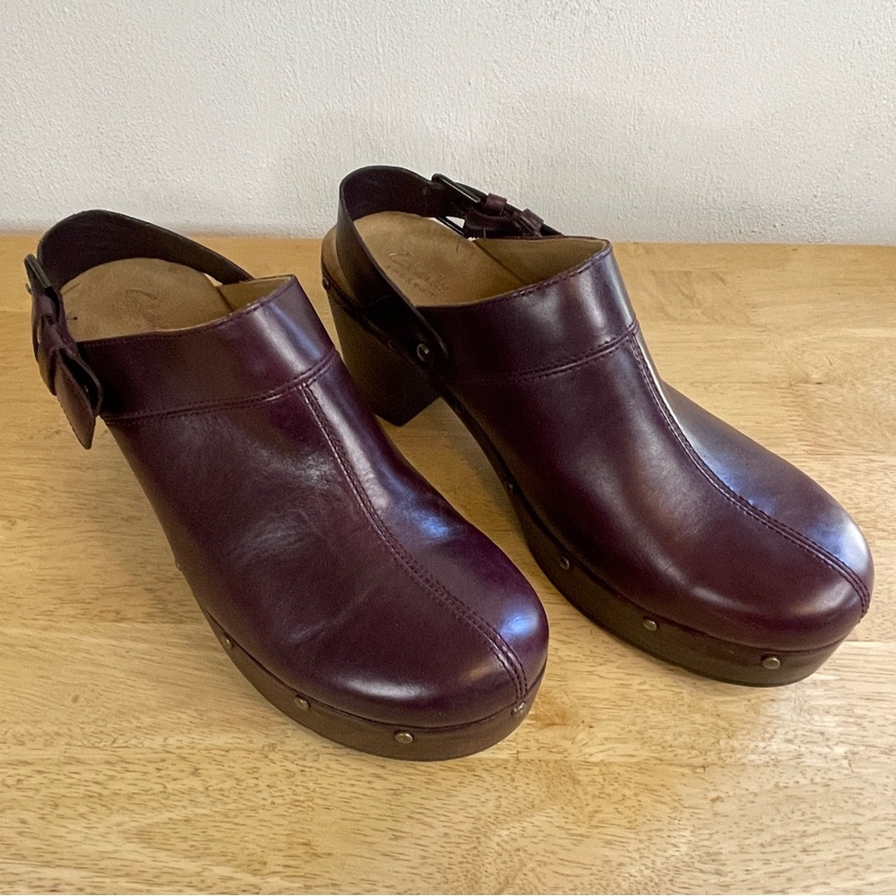 Clark's Ledella York Sling Back Deep Eggplant Leather Platform Clogs Size 10